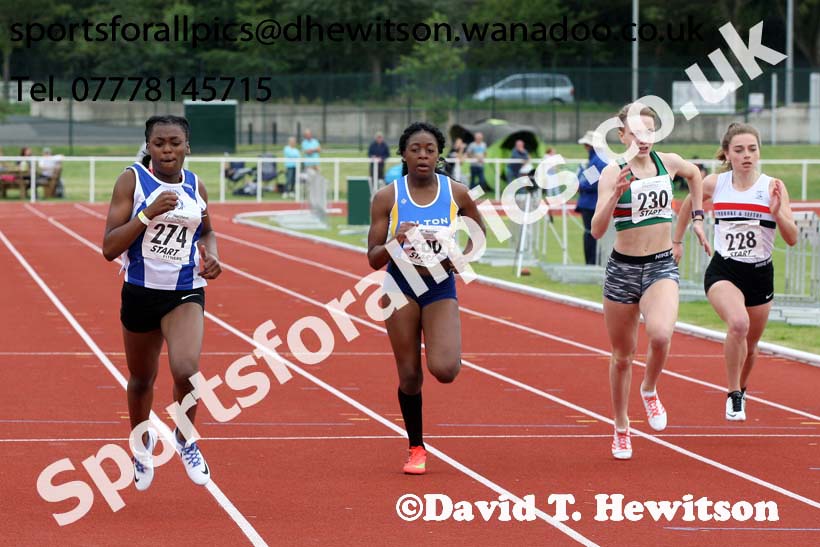Girls under-15s 200 metres, Northern Under-13s, U-15s and 17s Championships. Photo: David T. Hewitson/Sports for All Pics